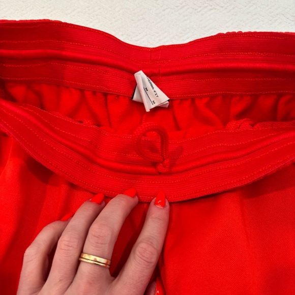 Nike Men's Therma-FIT Basketball Pants Size Medium Red with Nike Logo Pockets - Picture 11 of 15